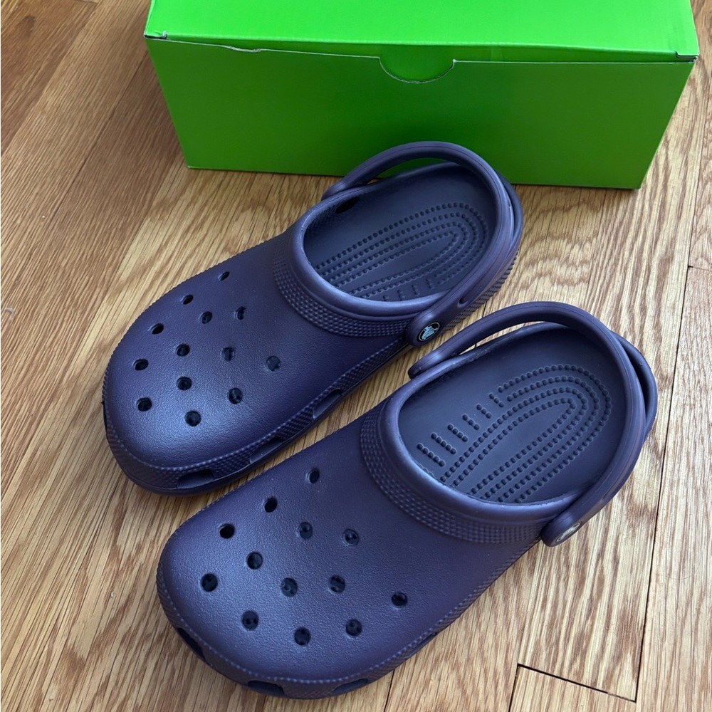 Adult Classic Crocs Purple (Dark Iris)